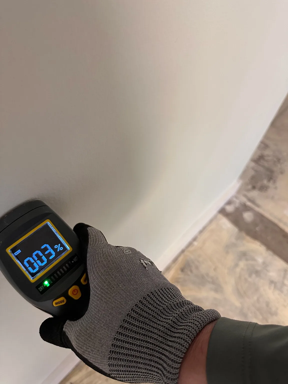 Non-invasive wall screening at one measurement location.